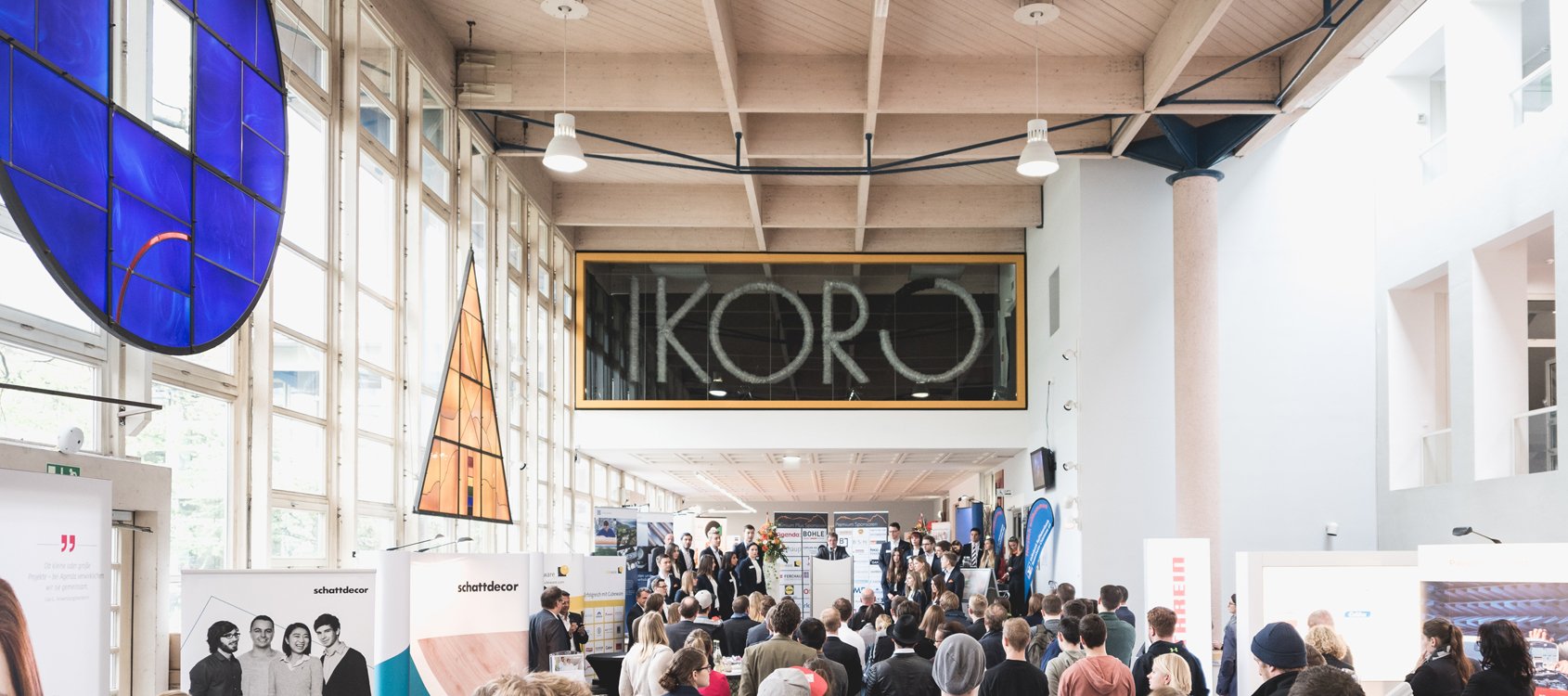 [Translate to English:] Obrist interior AG-IKORO-Rosenheim-Studentenmesse-2023