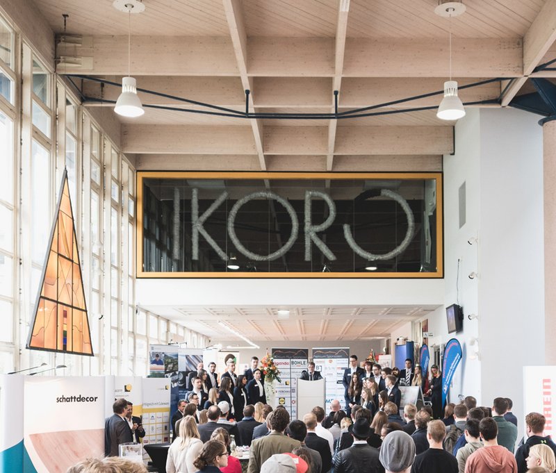 [Translate to English:] Obrist interior AG-IKORO-Rosenheim-Studentenmesse-2023